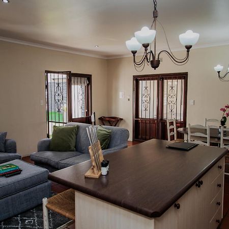 Вілла Swellendam Self Catering Екстер'єр фото