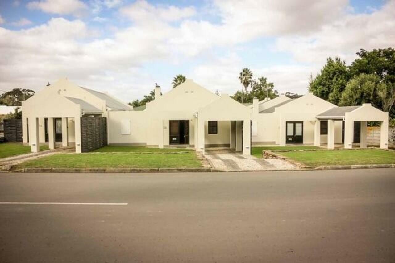 Вілла Swellendam Self Catering Екстер'єр фото