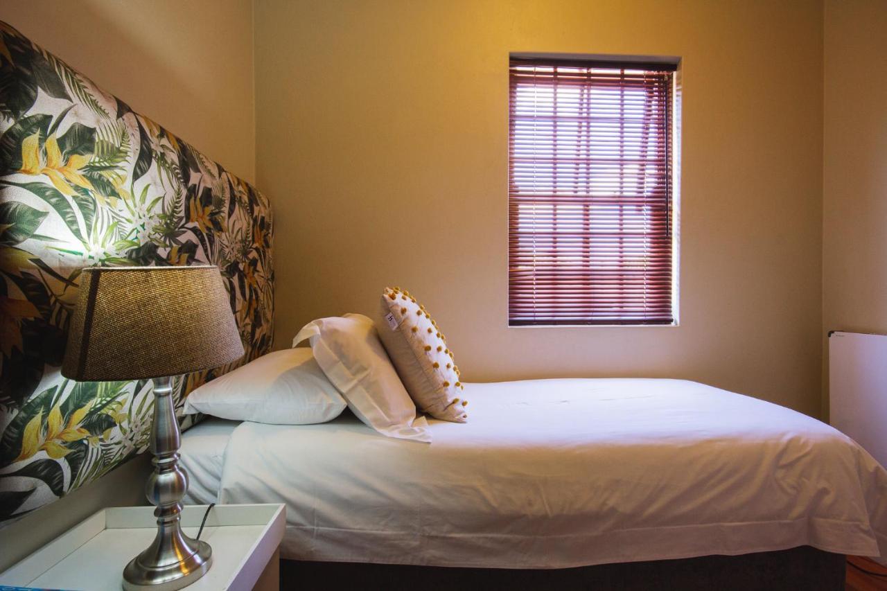 Вілла Swellendam Self Catering Екстер'єр фото